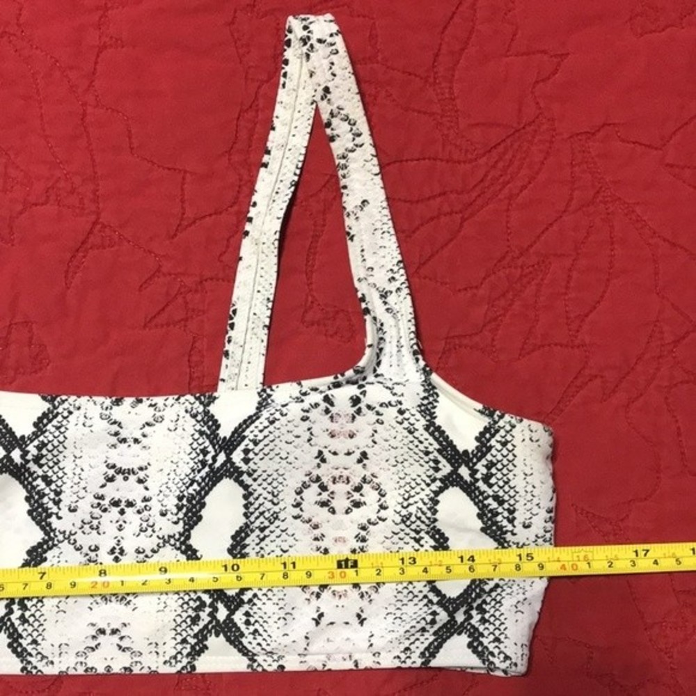 Reptile Design Shein Bra Style Bikini Crop Top White & Black Size Large - Picture 8 of 9